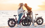 Heybike-Ranger-S-high-performance-folding-ebike-couple-on-beach-kissing