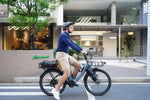 himiway-a3-lightweight-step-thru-man-commuting-on-his-city-e-bike